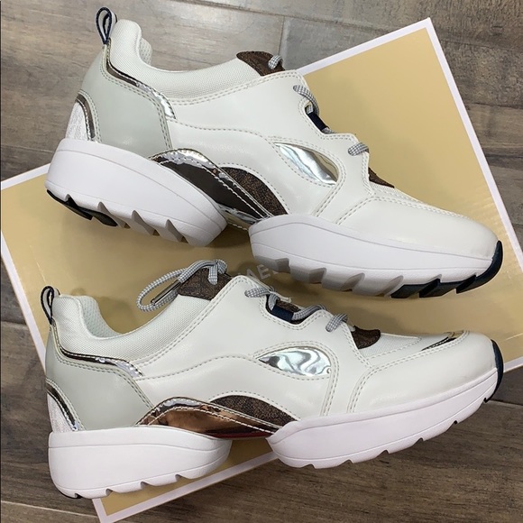 MICHAEL KORS OCTAVIA TRAINER NAPPA PU OPTIC WHITE - Picture 1 of 16